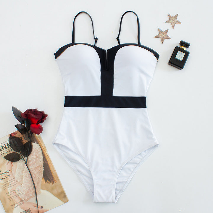 Women's Sporty High-Cut Jumpsuit with V-Neck Mune Fashion