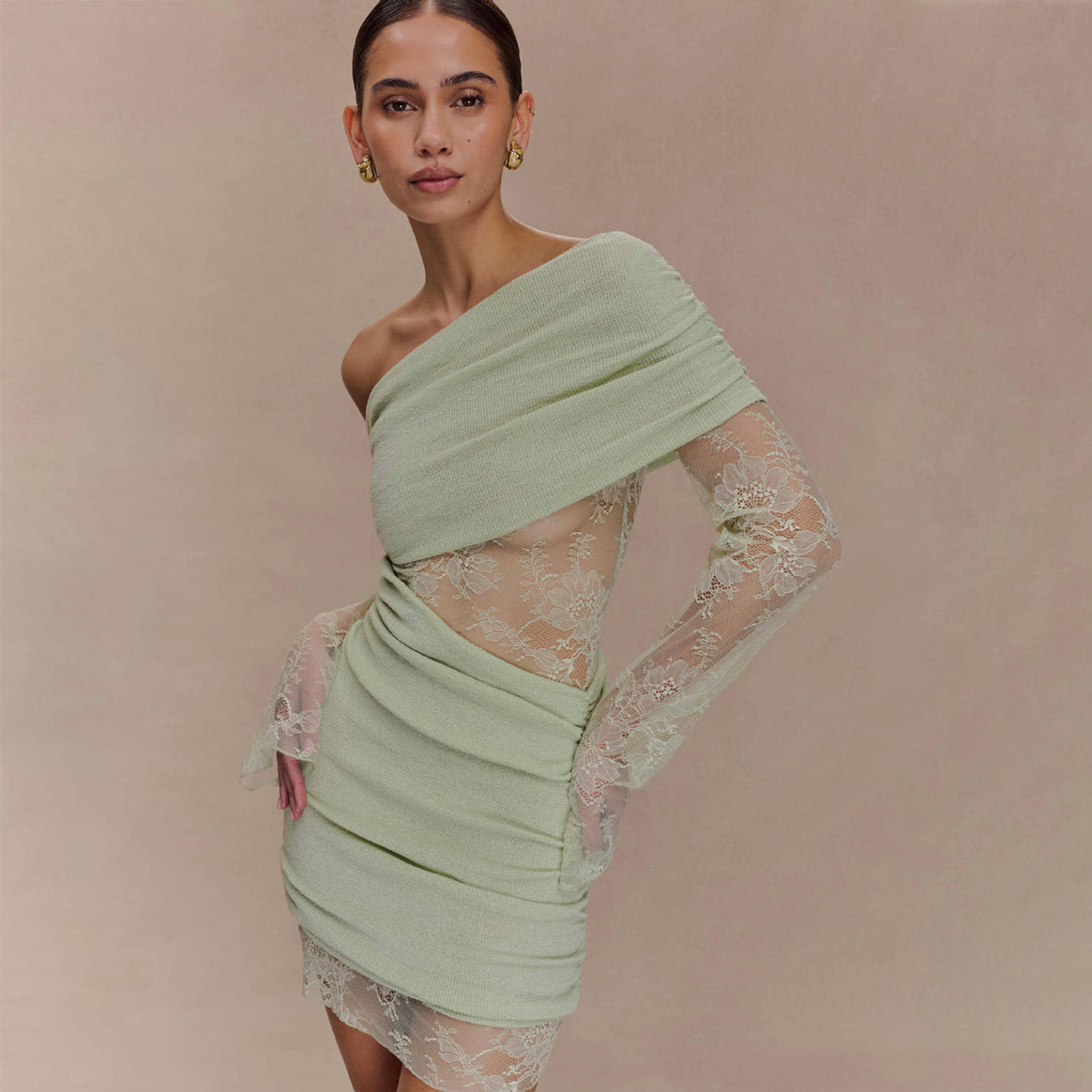 Women's elegant mini dress with lace sleeves Mune Fashion
