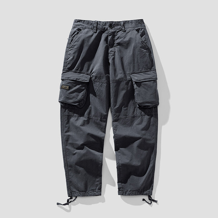 Herren Cargo‑Hose im Utility‑Workwear‑Stil mit großen Klappentaschen, Kniepaneelen und Kordelabschluss Mune Fashion