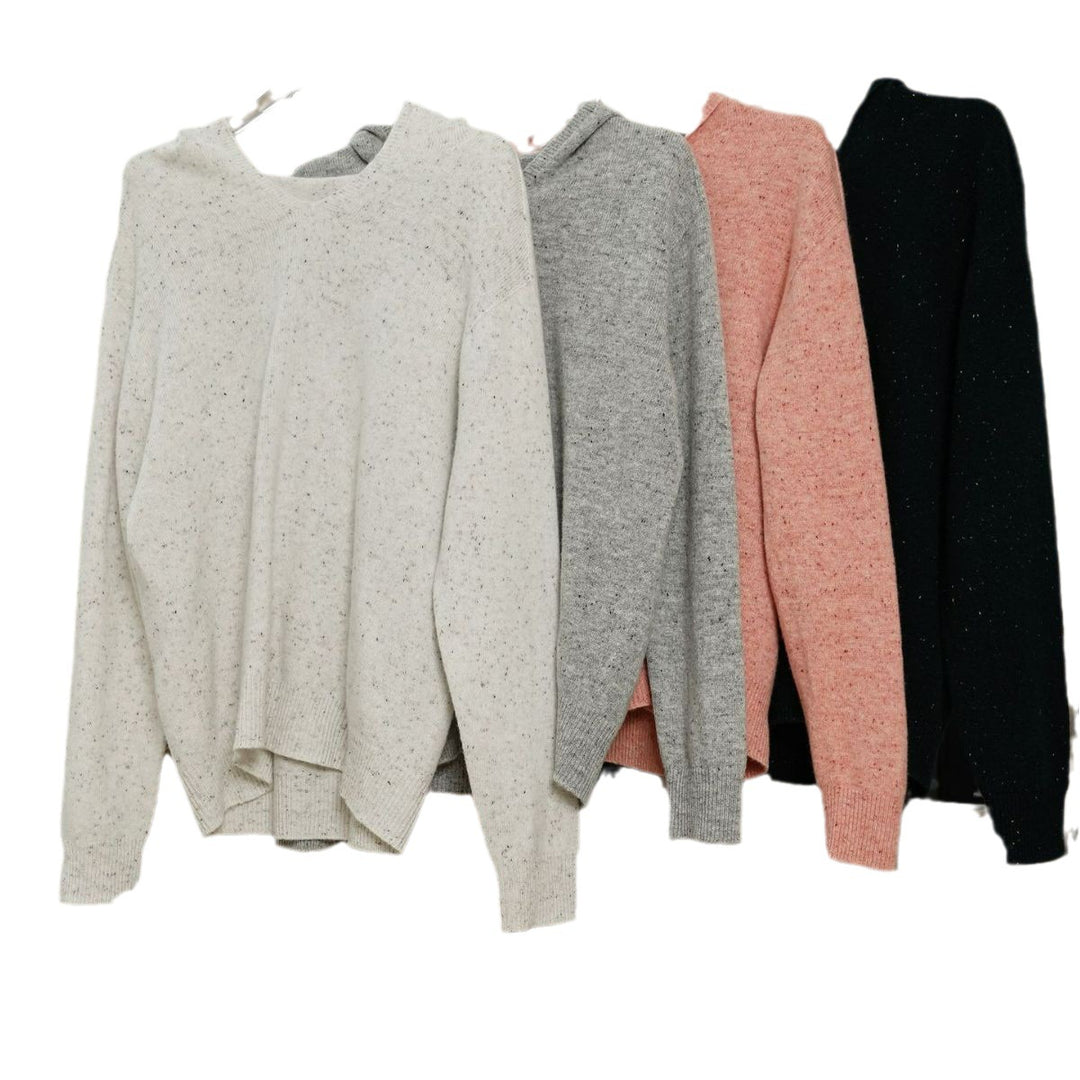 Women's Loose Fine Knit Sweater with Subtle V-Neck and Melange Texture Mune Fashion