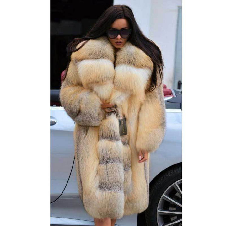 Women's Elegant and Luxurious Faux Fur Coat with Hood and Wide Collar Mune
