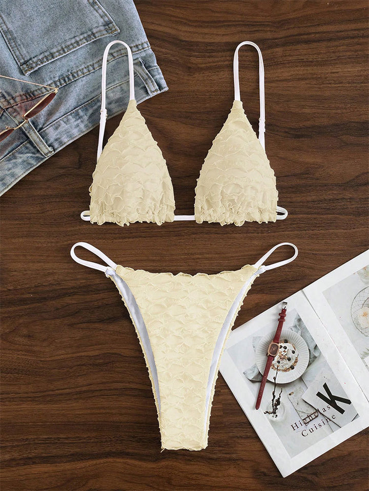 Women's Triangle Bikini with Voluminous Ruffle Design Mune Fashion