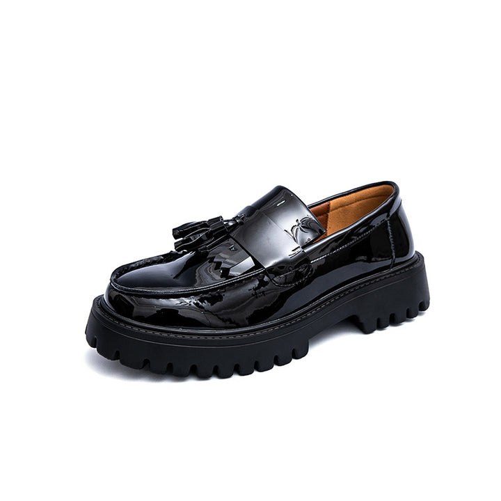 Women’s Platform Brogue Derby with distinctive profile sole and patent leather look Mune Fashion