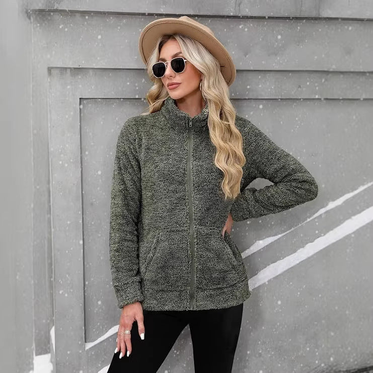 Women fluffy teddy fleece jacket with full zip, stand-up collar and side pockets Mune Fashion