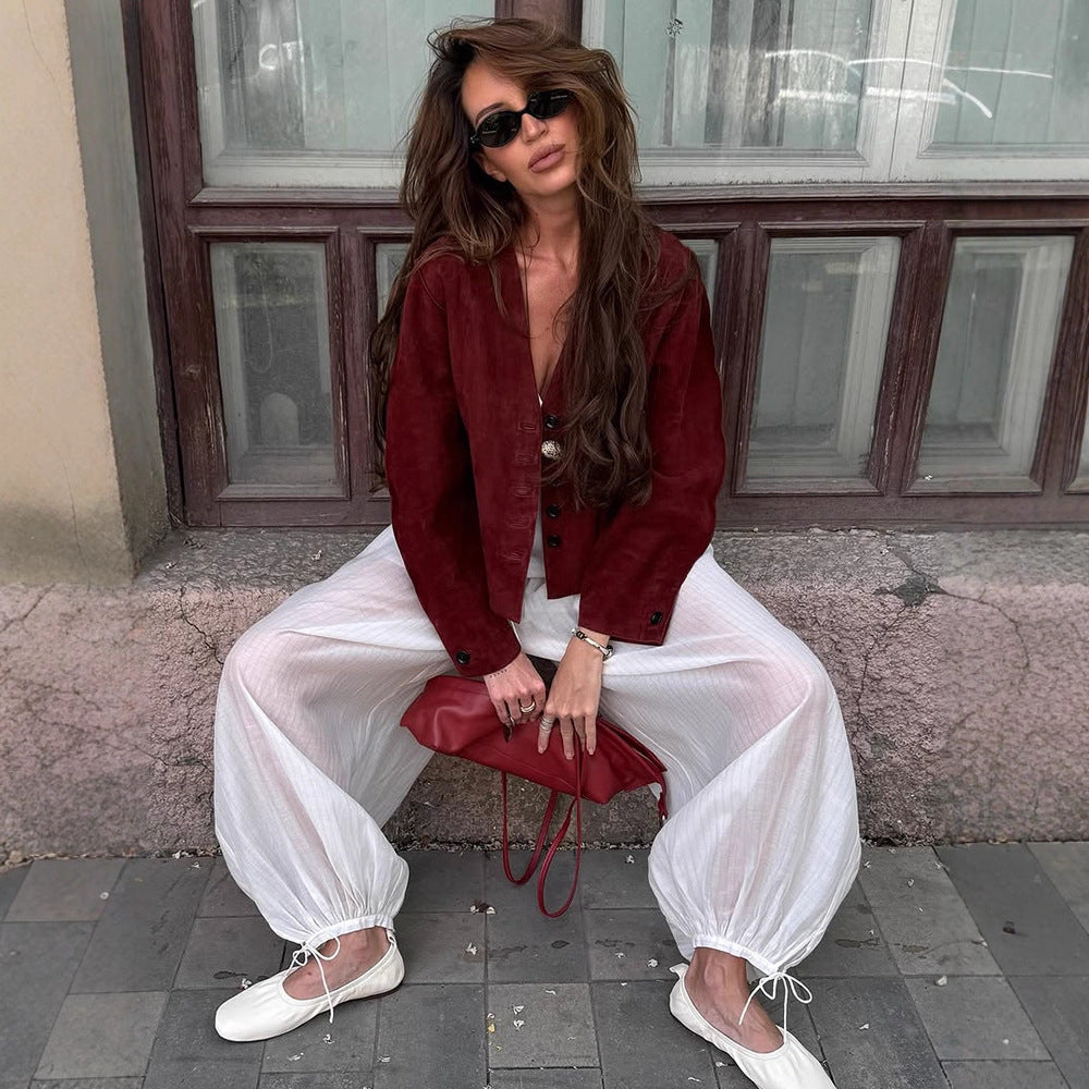 Women short-cut suede jacket with button placket and straight cut Mune Fashion