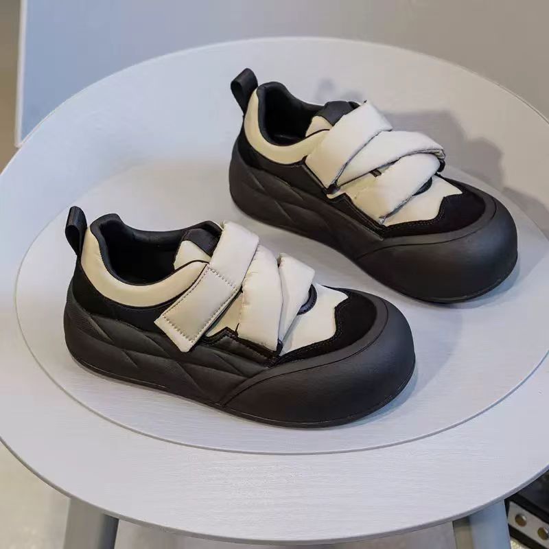 Women Sneakers with double Velcro and fashionable design Mune Fashion