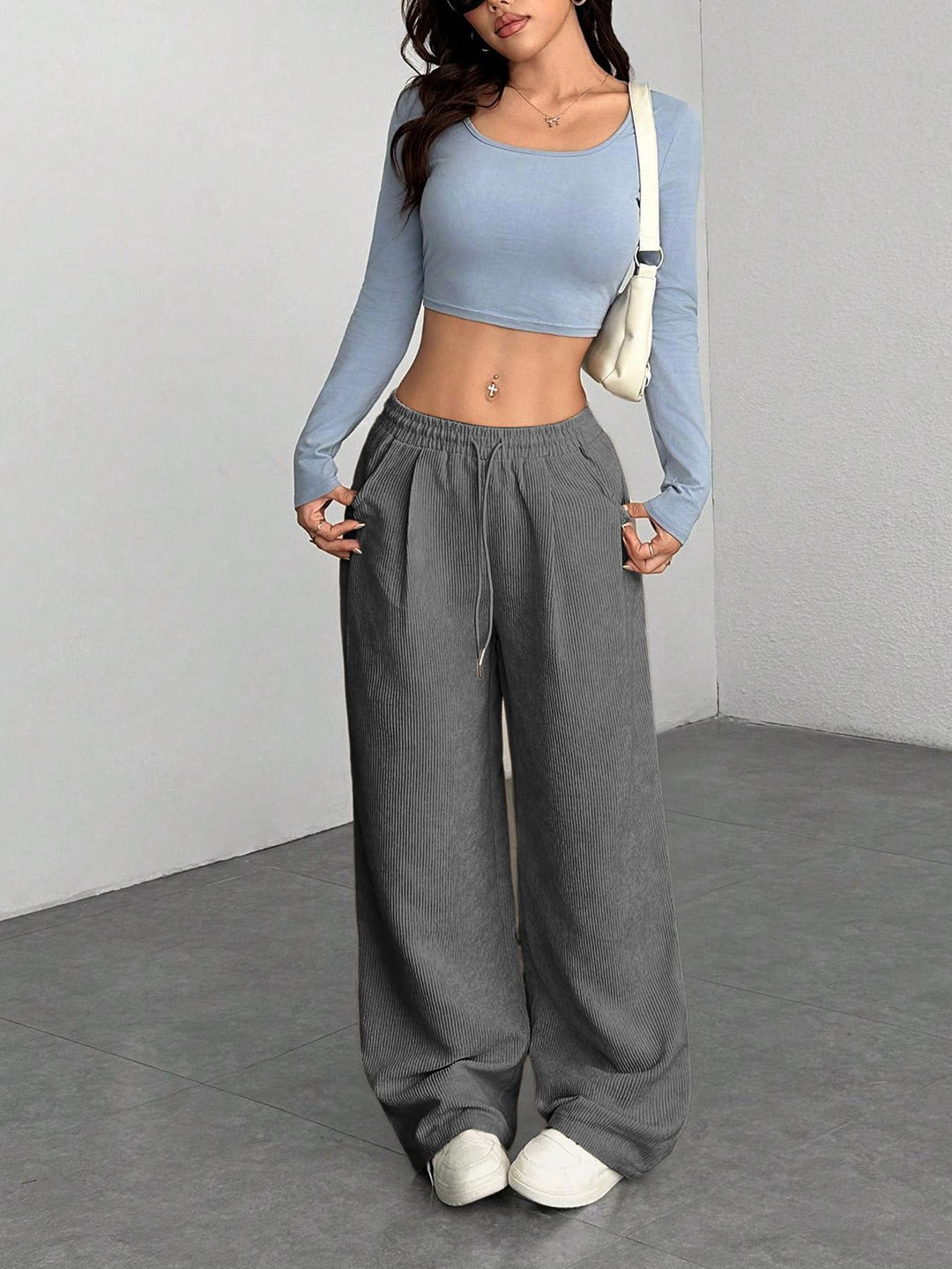Ladies cord pants with wide leg, elastic waistband and drawstring Mune Fashion