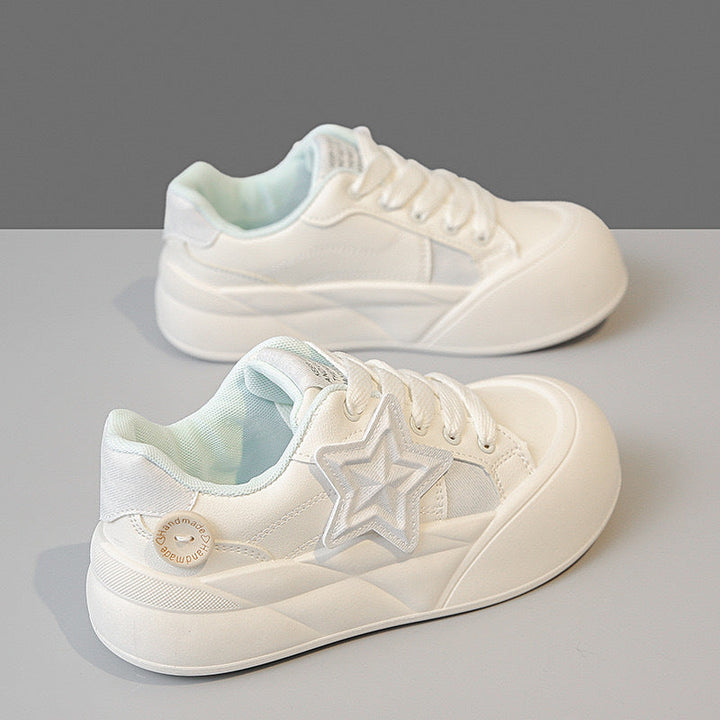 Ladies sneakers with lightweight profile and trendy star details Mune Fashion