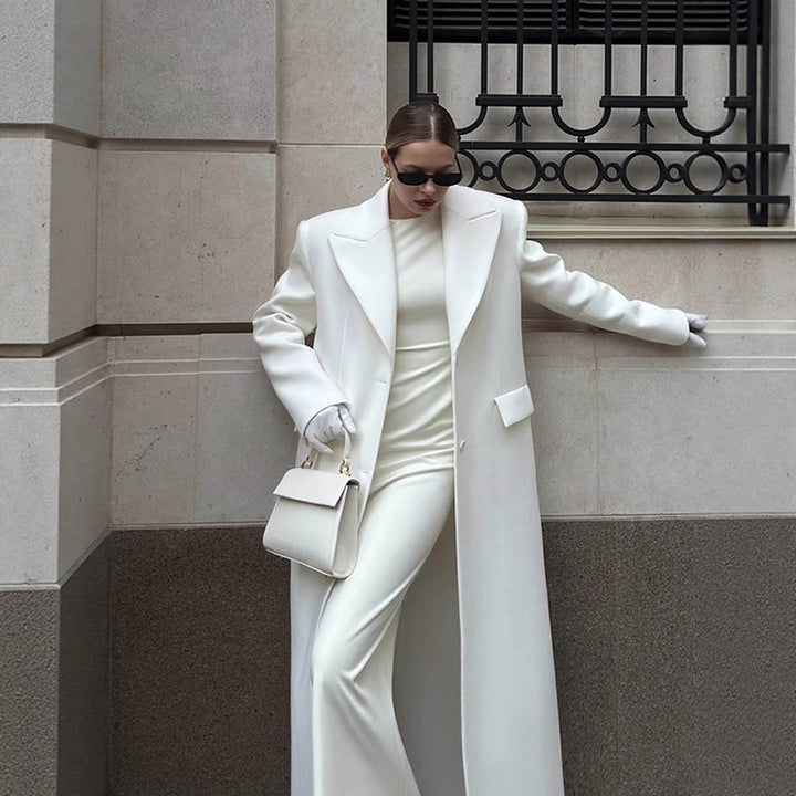 Women's Maxilong Oversize Wool Blend Coat with Distinctive Shoulder Pads and Notched Lapel Mune Fashion