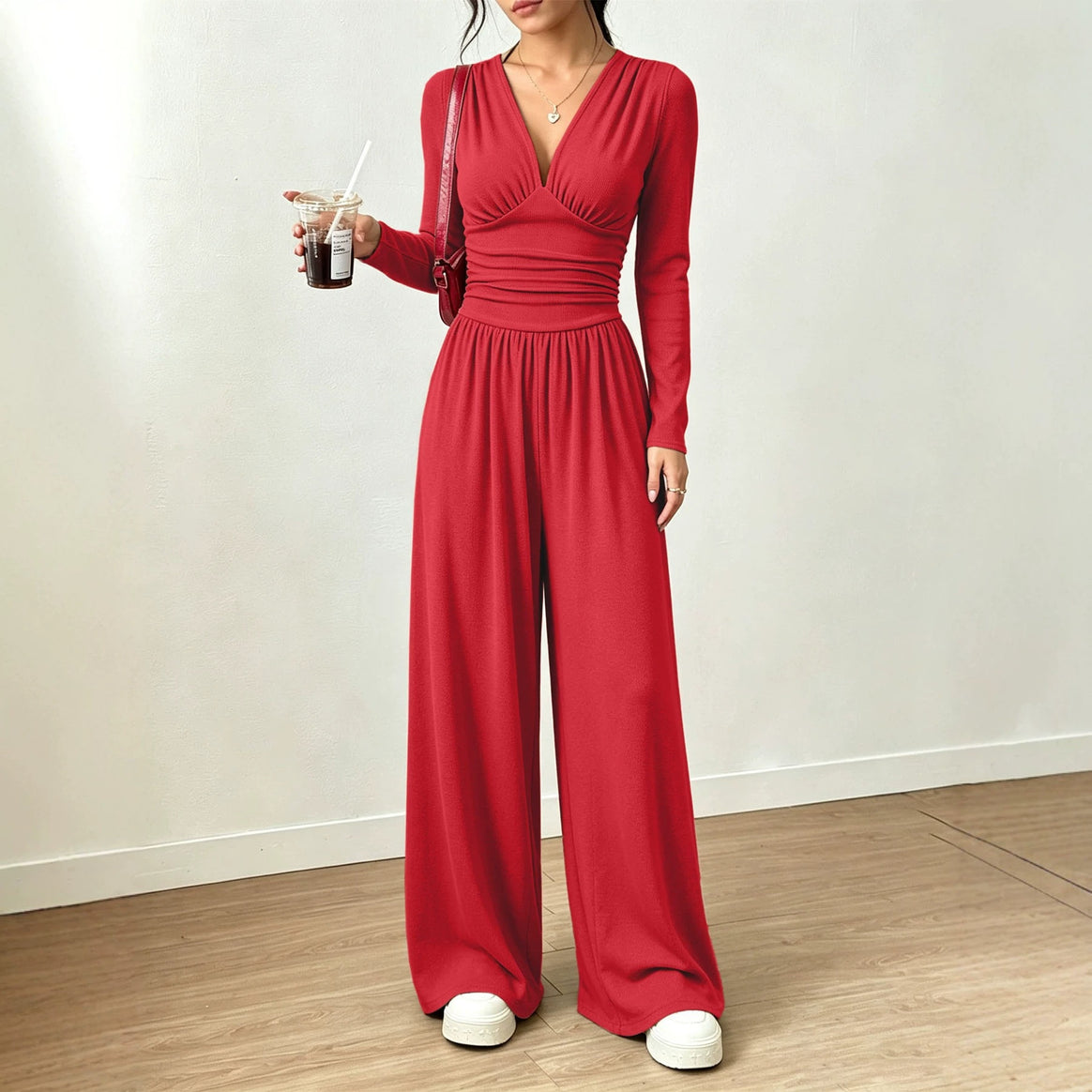Ladies Elegant V-Neck Jumpsuit with Fitted Wrap Waist and Wide Leg Mune Fashion
