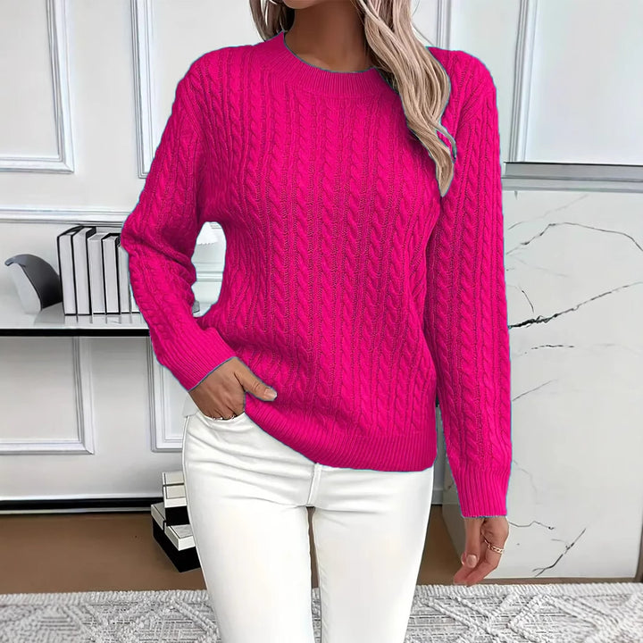 Women's fine knit cable pattern pullover with round neckline and fitted cut Mune Fashion