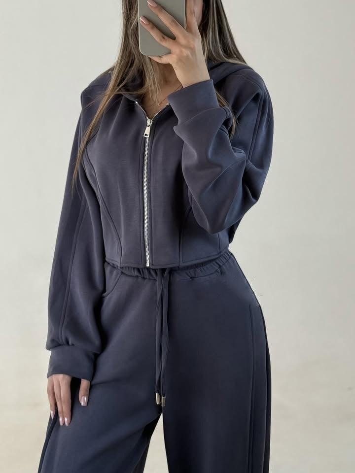 Women's loose high-waist lounge pants with drawstring, side pockets, and decorative seams Mune Fashion