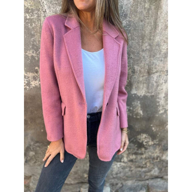 Women's boxy short coat in blazer look made of wool blend with falling lapel Mune Fashion