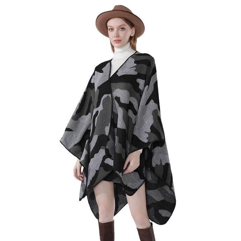 Ladies Oversize Cape with Camouflage Jacquard, open Kimono drape and decorative seam