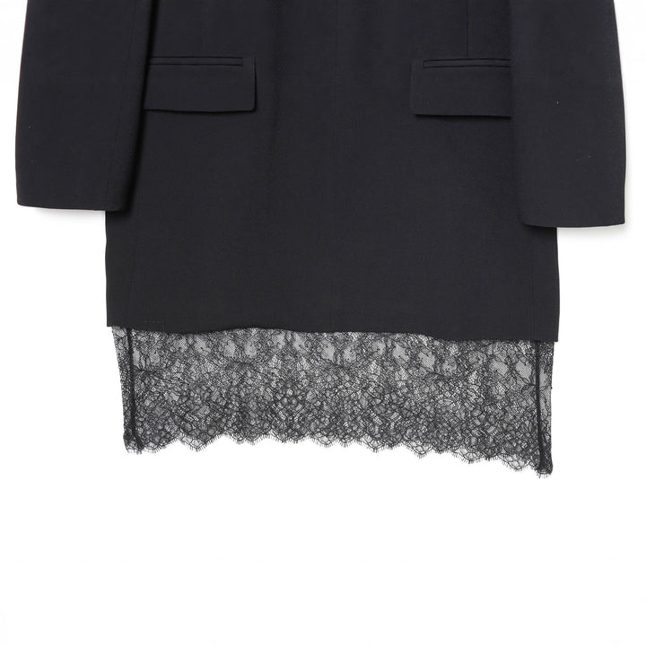 Women's tailored long blazer with pointed hem and patch pockets Mune Fashion
