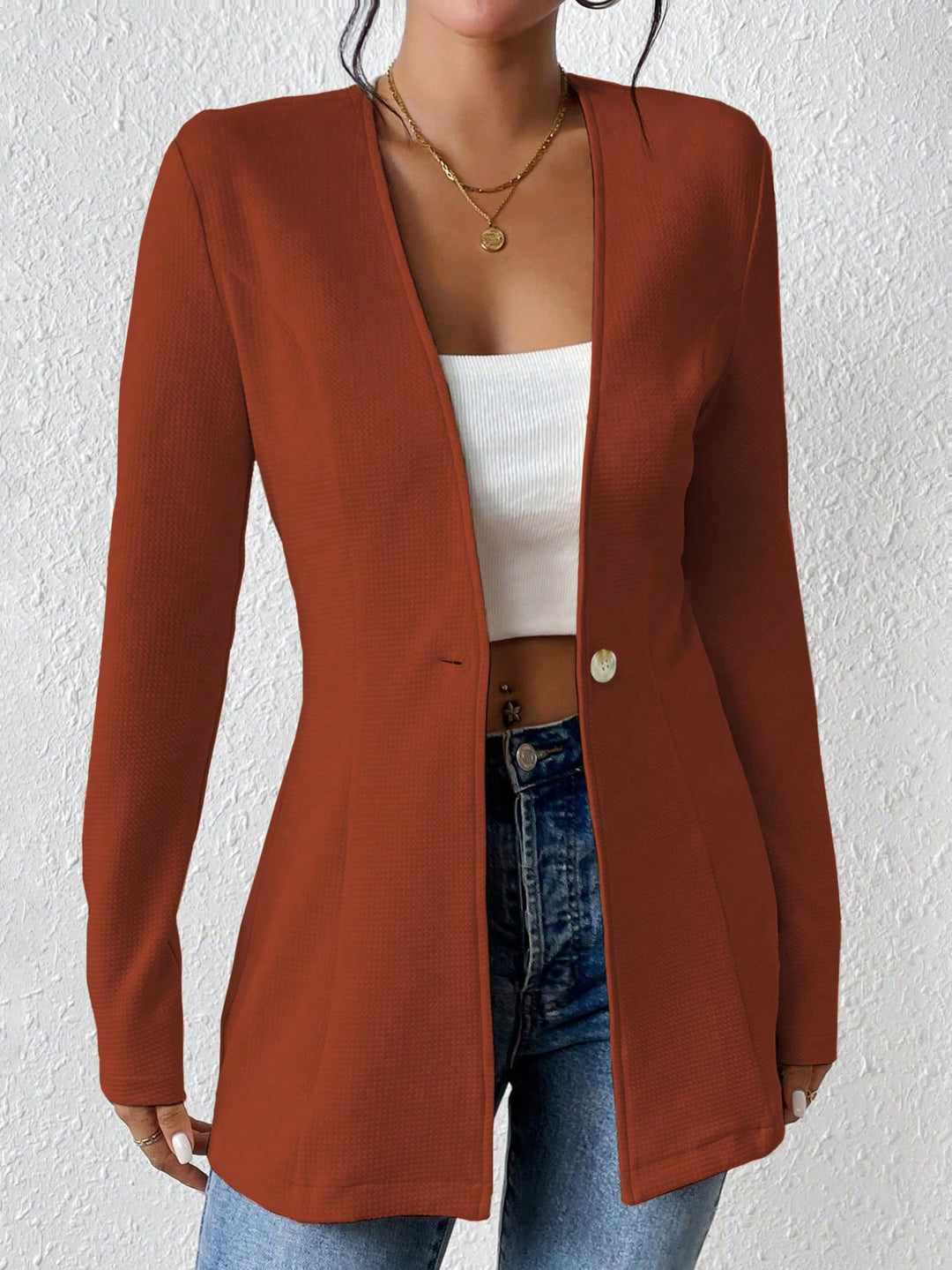 Ladies Tailored Long Blazer with V-Neck and One-Button Closure Mune Fashion