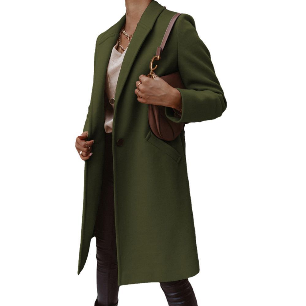 Women's coat with notched lapels, straight cut and welt pockets Mune Fashion