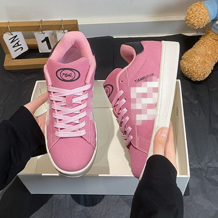 Women low sneaker with rubber sole and suede look Mune Fashion