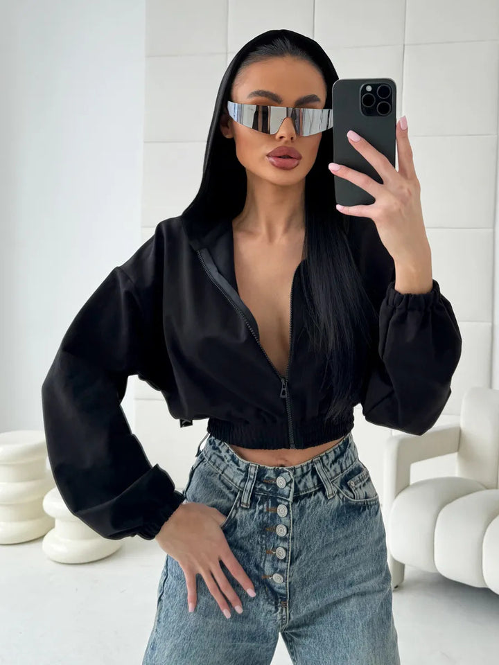 Women Short Zip-Up Hoodie with Elastic Hem and Casual Fit Mune Fashion