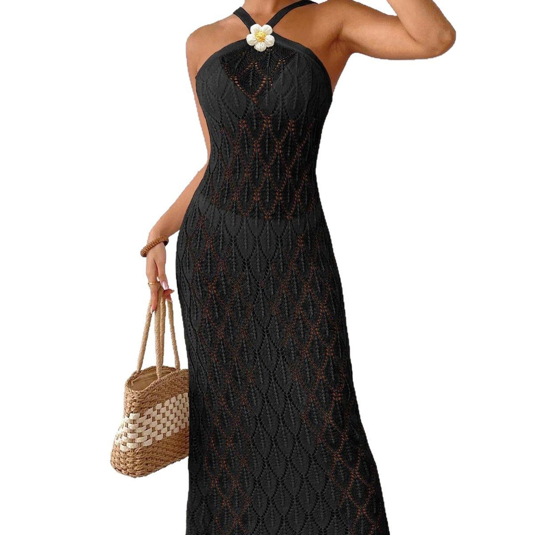 Women's crochet maxi dress with an elegant flower detail Mune Fashion