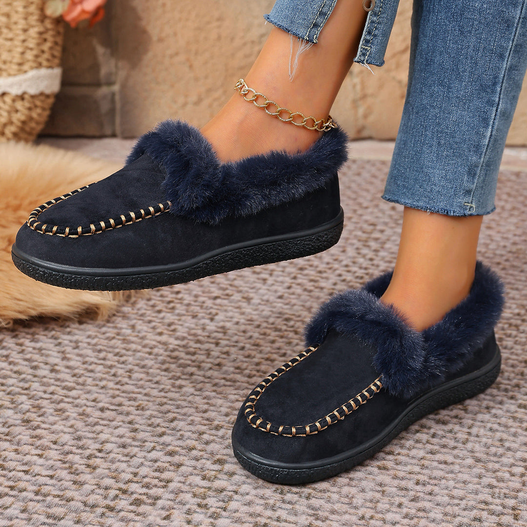 Women Padded Moccasin Slippers with Faux Fur Trim and Decorative Stitching Mune Fashion