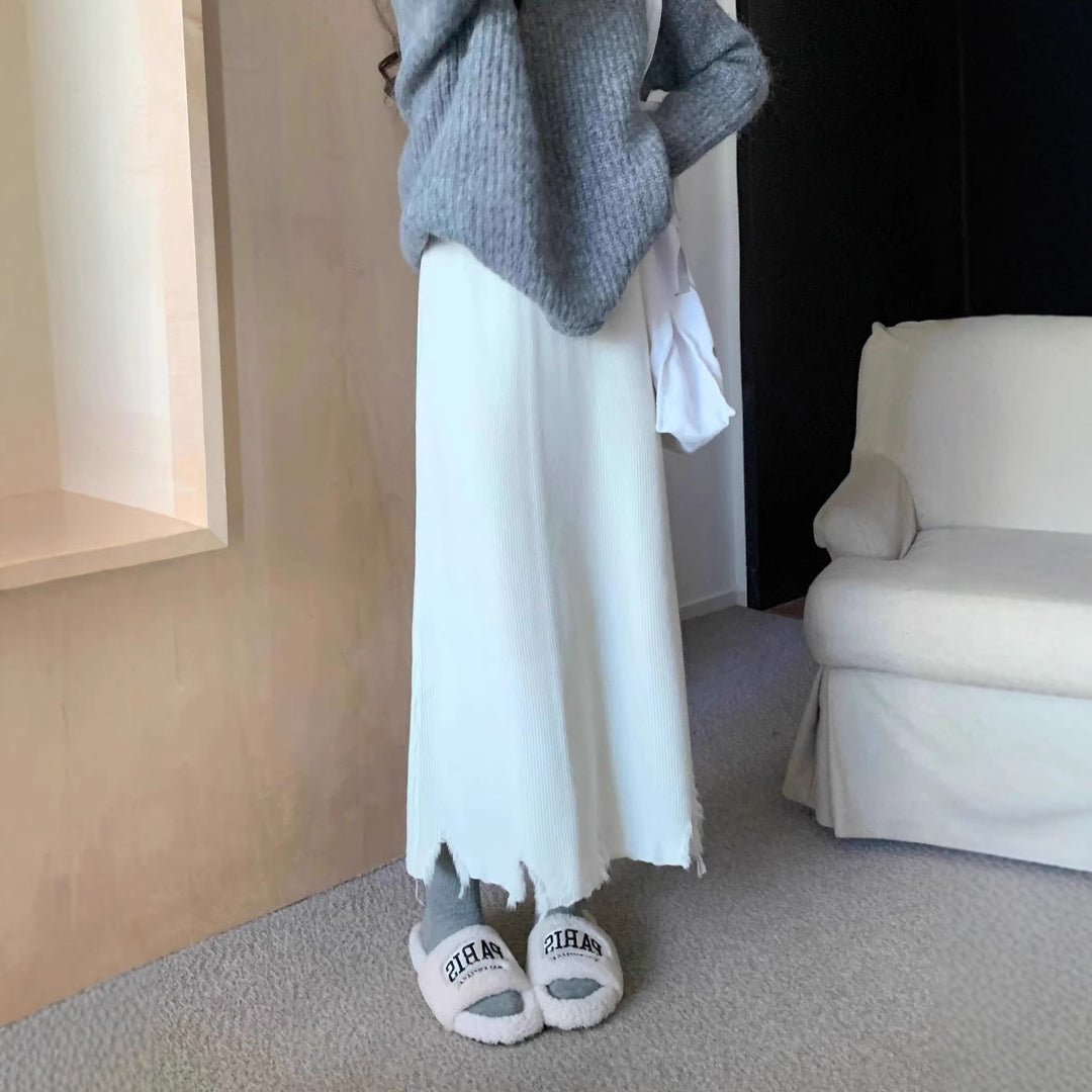 Ladies Long, flowing Skirt Mune Fashion