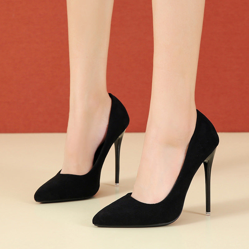 Women's pointed stiletto pumps with velvet look and padded comfort insole Mune Fashion