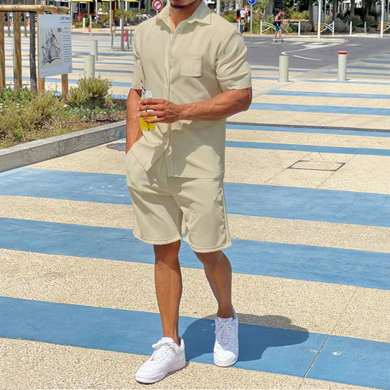 Men's holiday-inspired short-sleeve lapel shirt and Bermuda combination in a relaxed fit made of lightweight cotton blend Mune Fashion