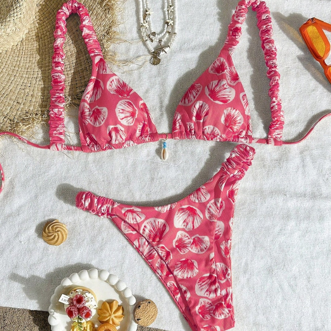 Women's Triangle Bikini with Cheerful Leaf Pattern Mune Fashion