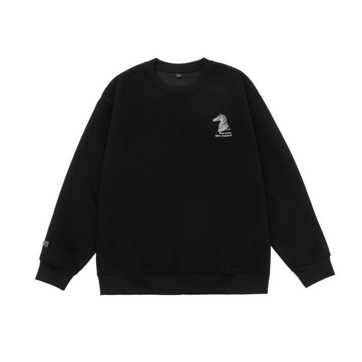Unisex Oversize Sweatshirt with embroidered chess knight logo and ribbed cuffs Mune Fashion