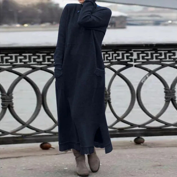 Women's long knit maxi dress with side slits and patch pockets Mune Fashion