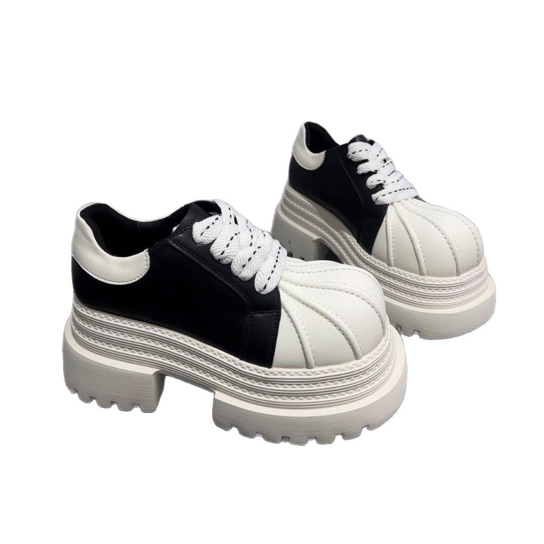 Ladies Fashionable Chunky Sneakers with Robust Platform Sole Mune Fashion