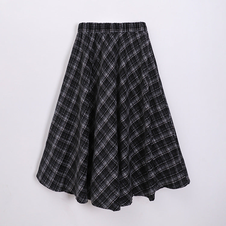 Women's flared checked midi skirt with a full drape and elasticated comfort waistband.