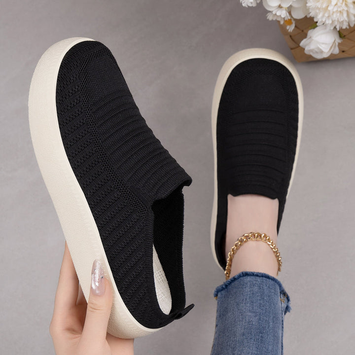 Women's Flexible Slip-On Sneaker with Elastic Surface Structure Mune Fashion