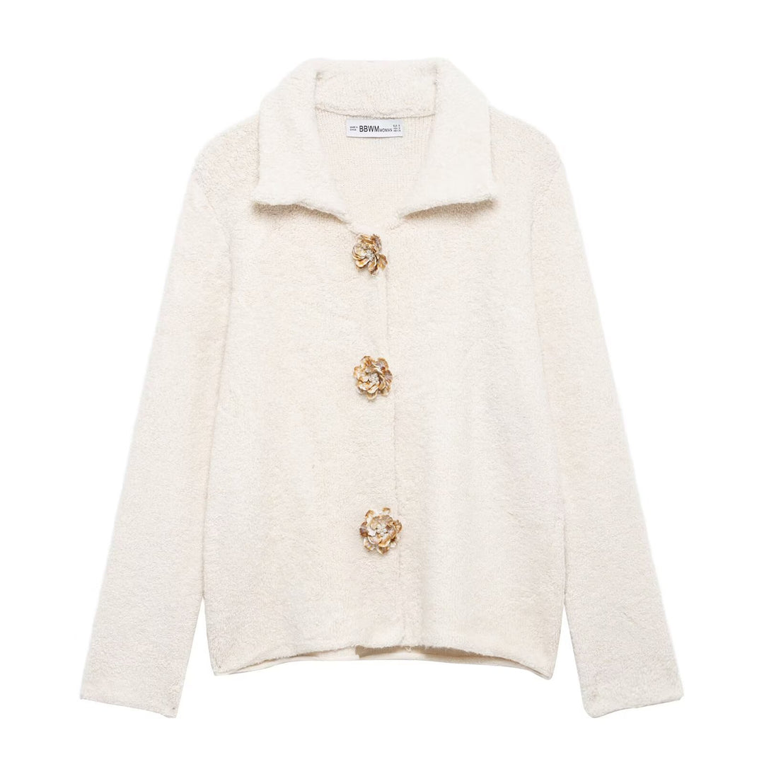 Women's short bouclé jacket with decorative flower buttons and round shawl collar Mune Fashion
