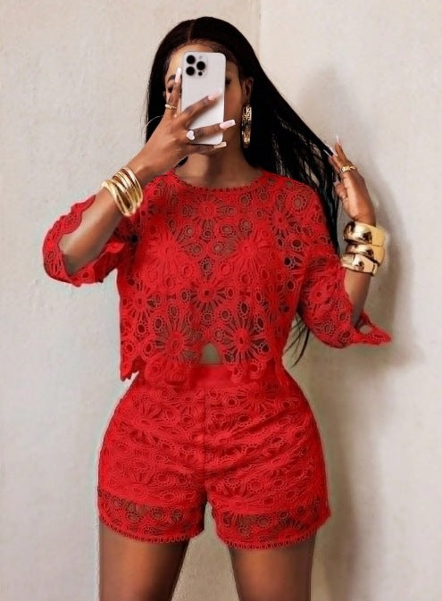 Women's crocheted two-piece set with crop top and high-waisted shorts Mune Fashion