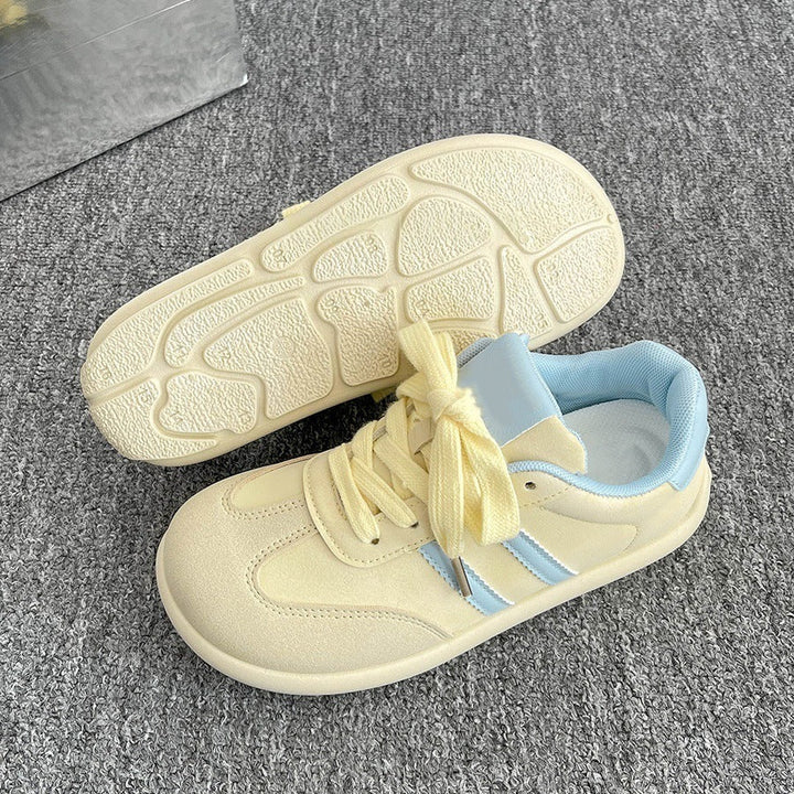 Women's fashionable sneakers with sporty design and comfortable cushioning Mune Fashion
