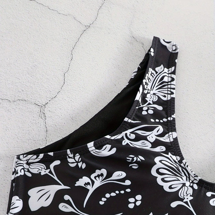 Women's Triangle Bikini with Playful Knot Detail Mune Fashion