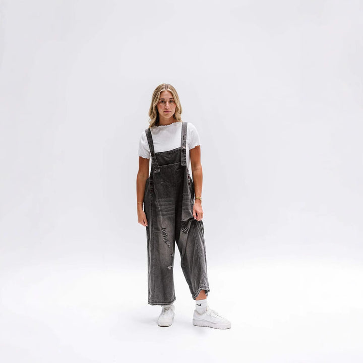 Women's casual washed denim overalls with rips and wide leg Mune Fashion