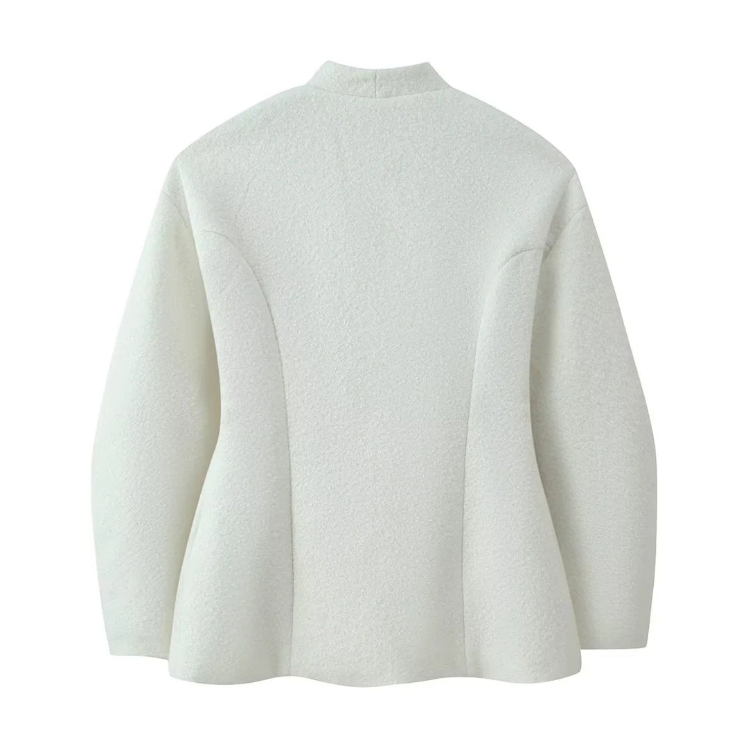Women's short bouclé jacket with open front and flap pockets Mune Fashion