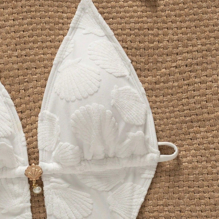 Women's Cut-Out Swimsuit with Charming Shell Details Mune Fashion