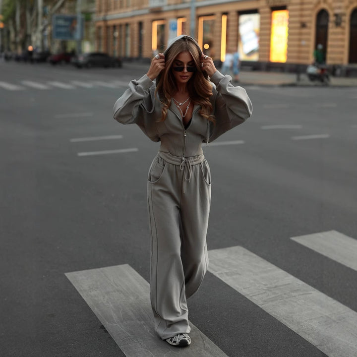 Women's short zip hoodie set with balloon sleeves and high waist wide-leg lounge pants Mune Fashion