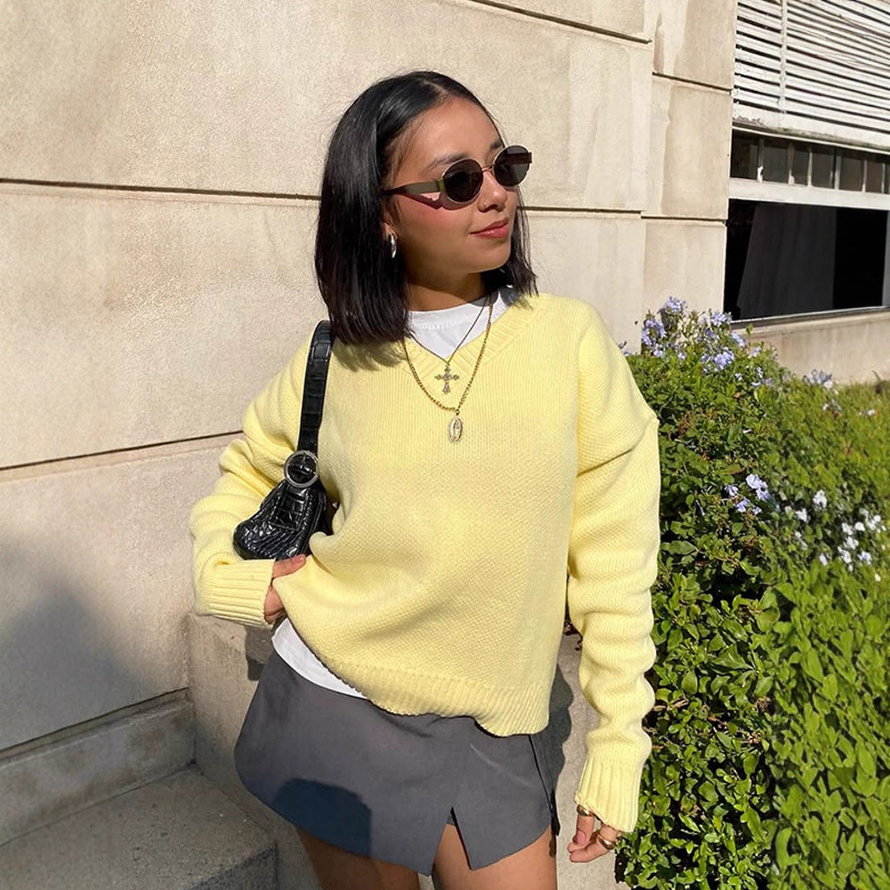Women Oversize V-Neck Fine Knit Sweater with Structured Stitch Look and Ribbed Cuffs Mune Fashion