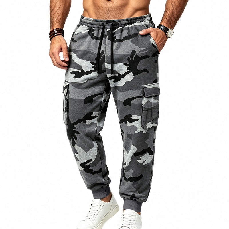 Men's cargo jogging pants with elastic waistband, multiple pockets and sporty fit Mune Fashion