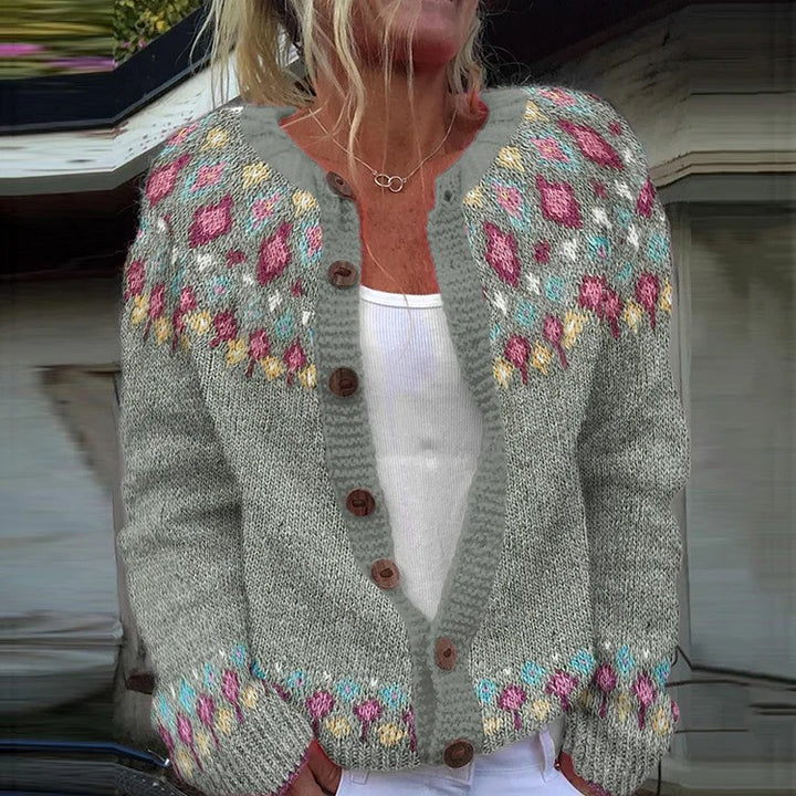 Women's patterned cardigan with round yoke, wooden buttons, and welt pockets Mune Fashion