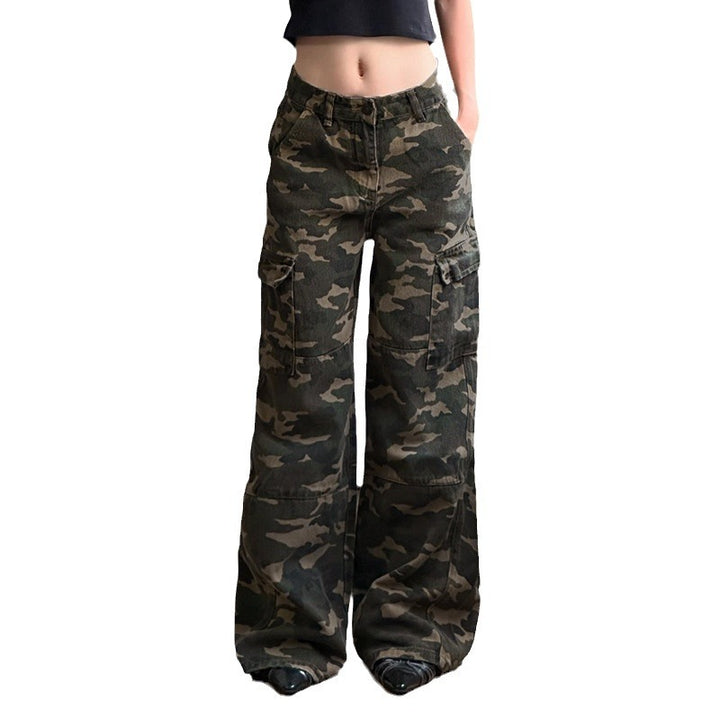 Women's loose Cargo Pants with Camouflage Print, high waist and multiple patch side pockets Mune Fashion