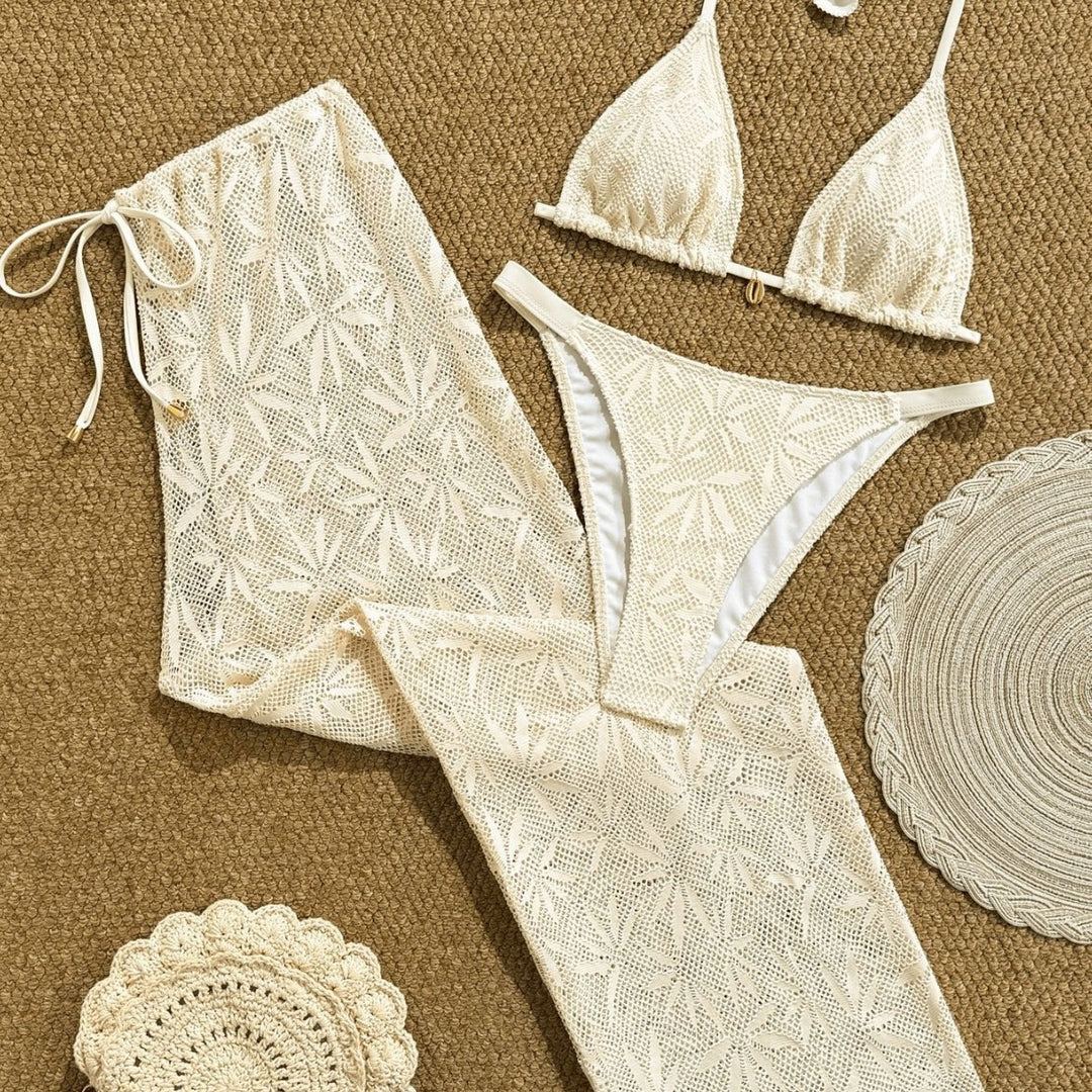 Ladies Bikini set with fashionable crochet pattern Mune Fashion