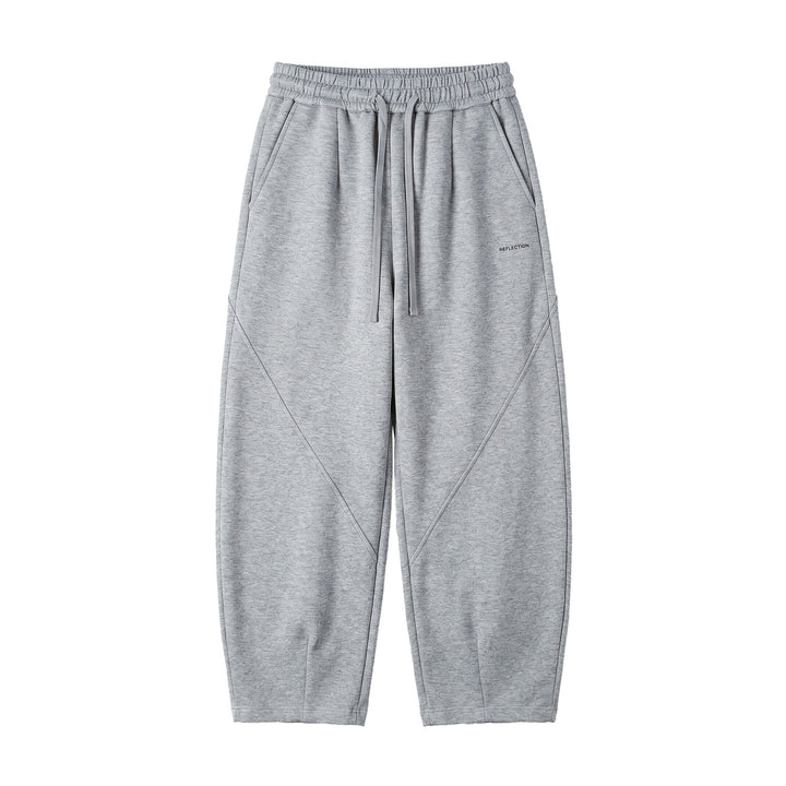 Women's Cropped Sweatpants with Elastic Waistband and Decorative Seams Mune Fashion