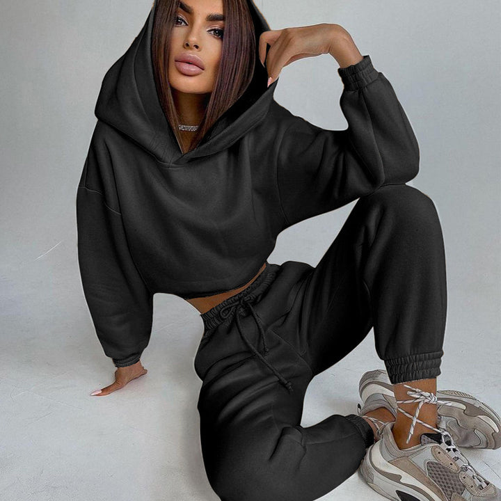 Women's nan Cropped-Hoodie-Loungewear-Set with elastic ribbed waistband, high-waisted joggers and decorative drawstring Mune Fashion