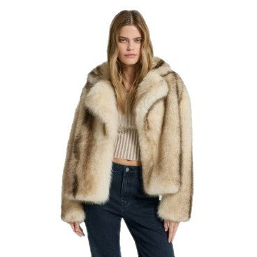 Women's short boxy faux fur jacket with voluminous shawl collar and striped look Mune Fashion